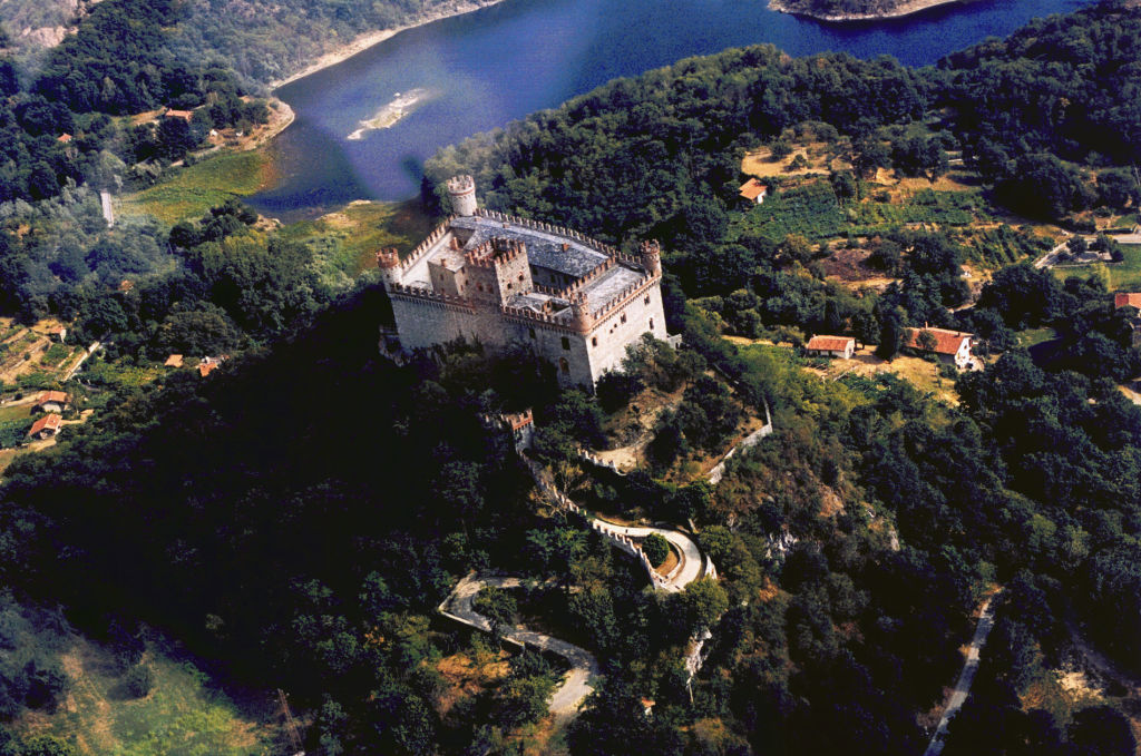 tuscany castle 2